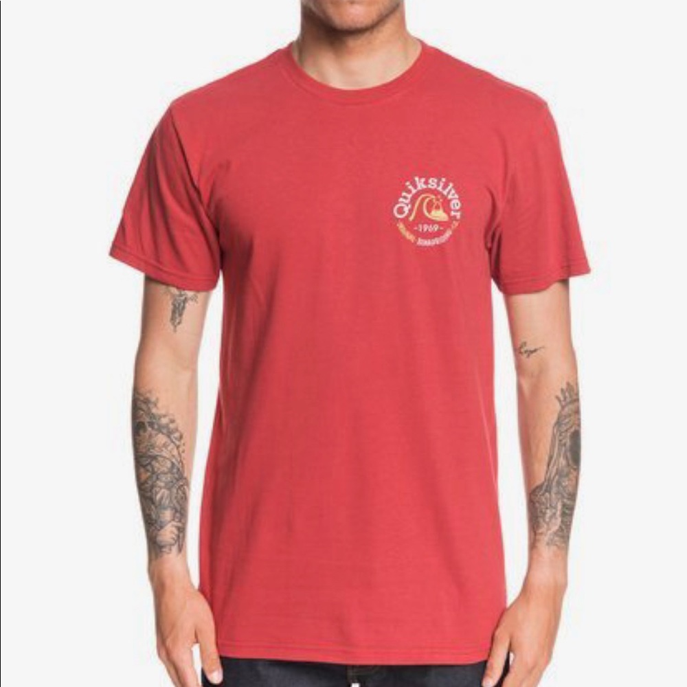 - Reverse T-Shirt size small